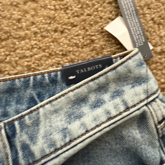 High Waist Ankle Jeans - Picture 7 of 10